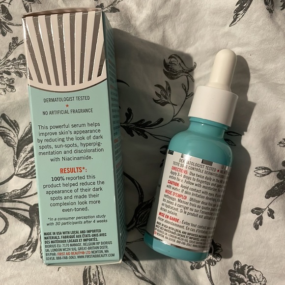 3/$50 Brand new ✨ First Aid Beauty facial radiance dark spot serum - Picture 2 of 3